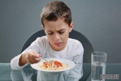 夏天孩子厌食不长个，这6道菜要多吃，补钙又健